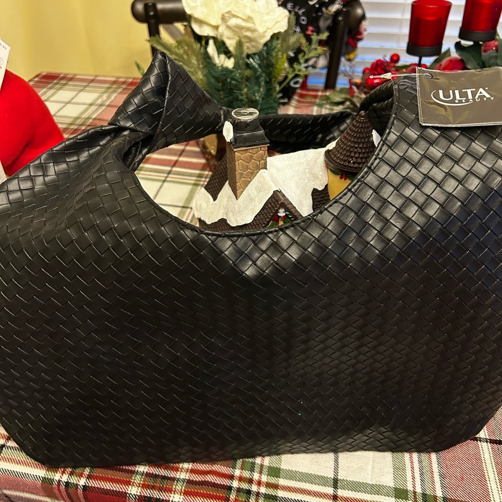 Ulta Beauty Black Quilted Bag